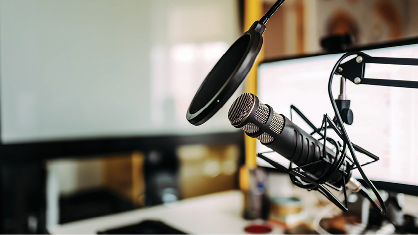 Microphone and podcast equipment